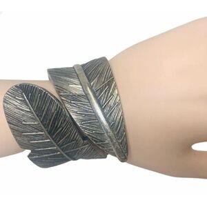 Silver tone Leaf bangle bracelet